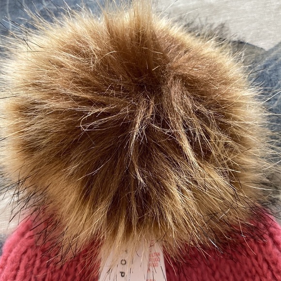 Barbie pink hat knit beanie faux fur pom pom keep warm or Great Gift NWT - Picture 3 of 3